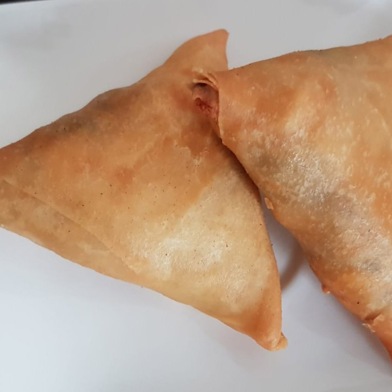 2 Samosas